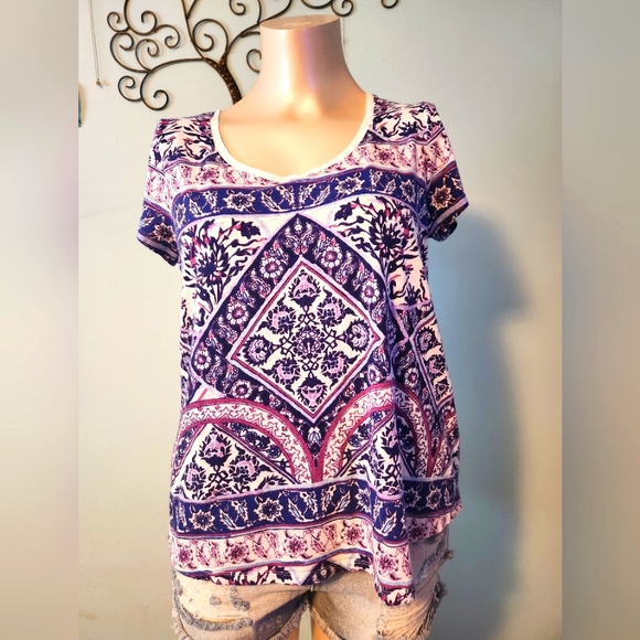 Tops - Pattern t-shirt